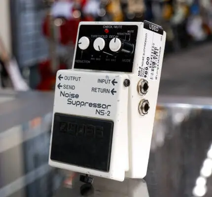 BOSS - NS-2 Noise Suppressor Pedal 2